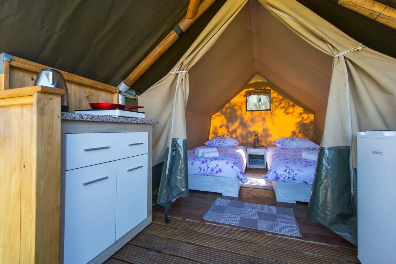 Kamp Romantik - Glamping Лабин Экстерьер фото